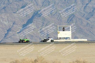 media/Dec-07-2025-CVMA (Sun) [[3e7d2de5dc]]/Race 16-Formula Middleweight/